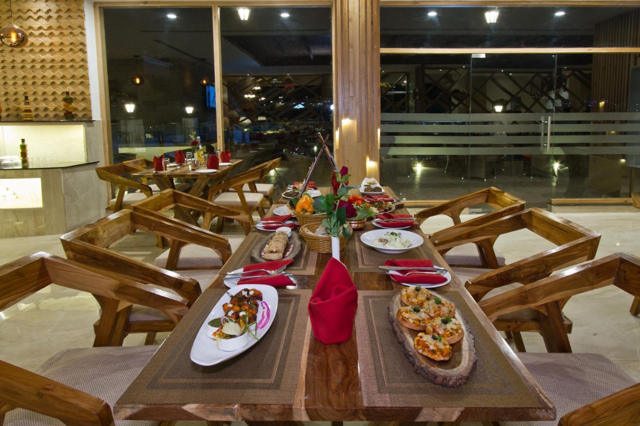 The Whitestone Resorts Manāli Eksteriør bilde